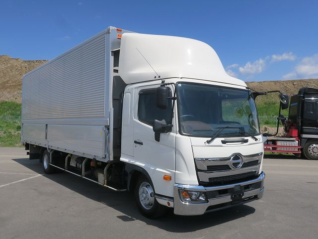 中古トラック 日野アルミウィング ＃2