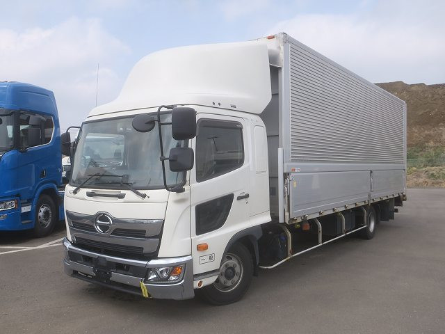 日野　アルミウィング／幌ウィング