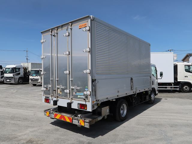 中古トラック いすゞアルミウィング ＃3