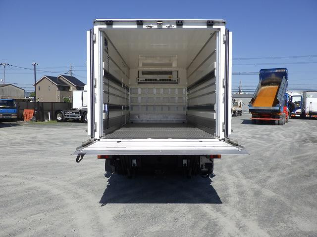 中古トラック いすゞ冷凍バン ＃6