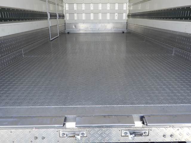 中古トラック いすゞ冷凍バン ＃9