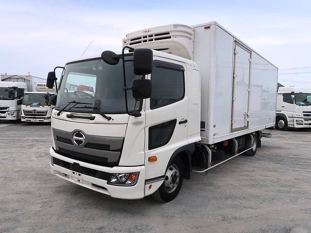 中古トラック 日野冷蔵冷凍車