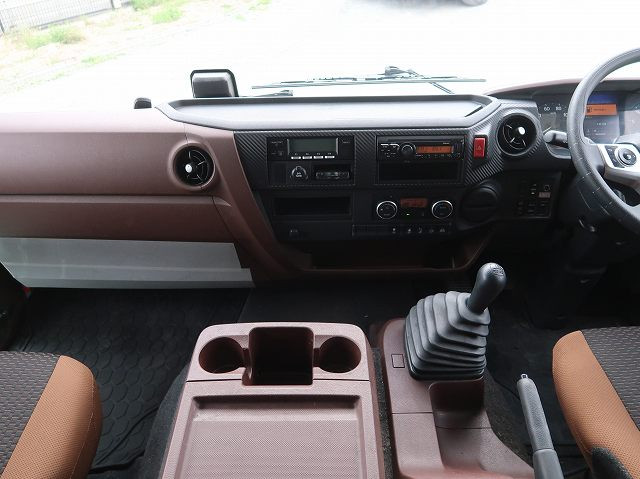中古トラック 日野冷蔵冷凍車 ＃18