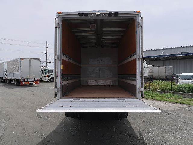 中古トラック いすゞアルミウィング ＃8