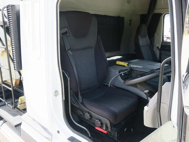 中古トラック 三菱ふそうコンテナ専用車 ＃13