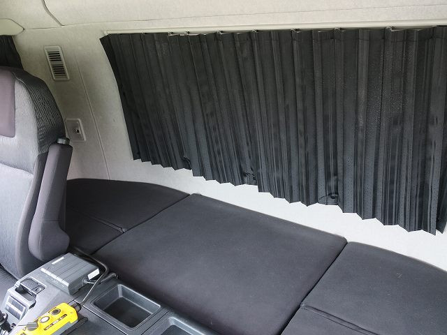 中古トラック 三菱ふそうコンテナ専用車 ＃24