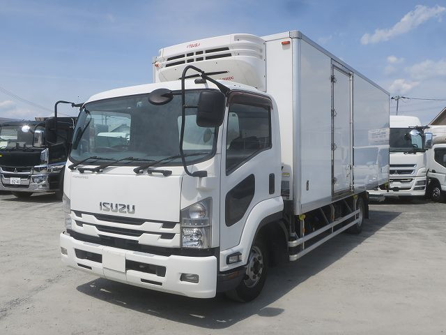 中古トラック いすゞ冷凍バン