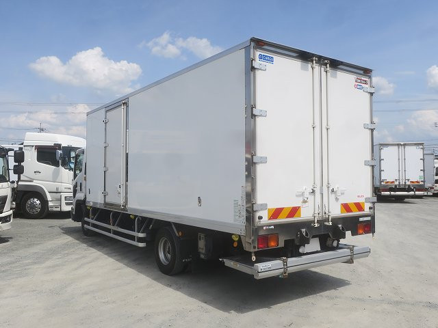中古トラック いすゞ冷凍バン #4