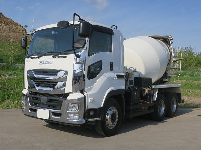 中古トラック いすゞコンクリートミキサー車