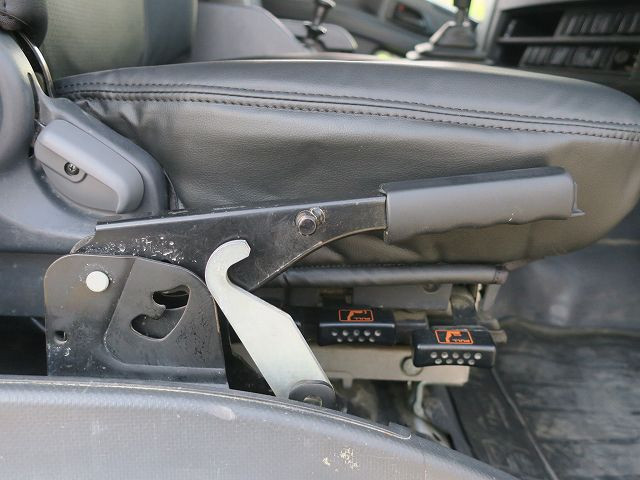 中古トラック いすゞコンクリートミキサー車 #16