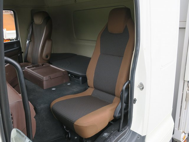 中古トラック 日野アルミウィング ＃24