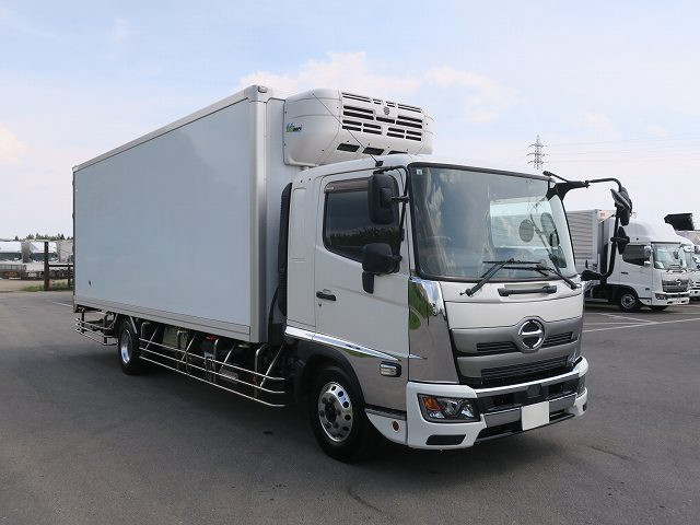 中古トラック 日野冷蔵冷凍車 ＃2