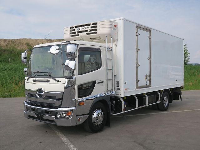中古トラック 日野冷凍バン