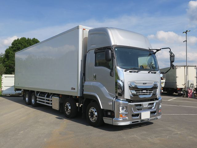 中古トラック いすゞ冷凍バン ＃2