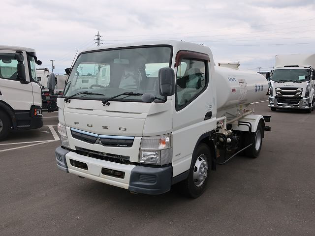 三菱ふそう　散水車