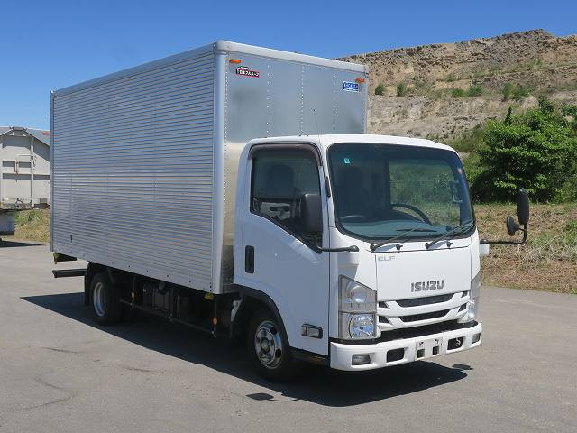 中古トラック いすゞアルミバン ＃2