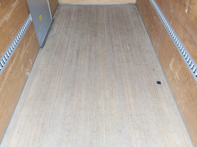 中古トラック いすゞアルミバン ＃7