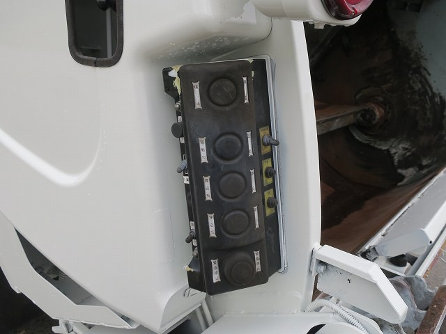 中古トラック 日野パッカー車(塵芥車) ＃16