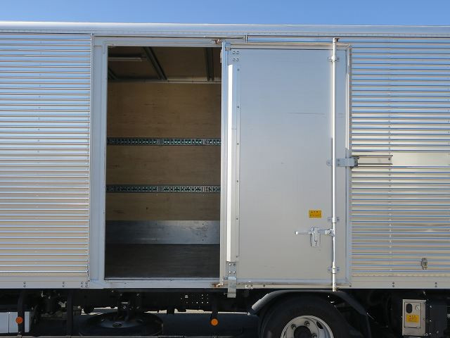 中古トラック 日野 デュトロ 小型アルミバン