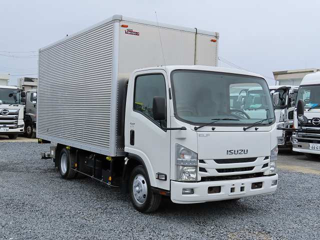 中古トラック いすゞアルミバン ＃2
