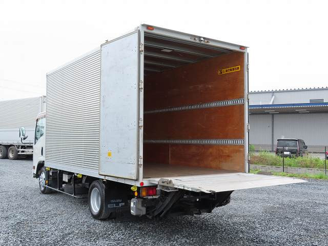 中古トラック いすゞアルミバン ＃7