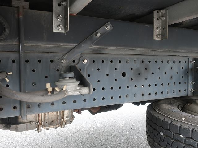中古トラック いすゞアルミバン ＃13