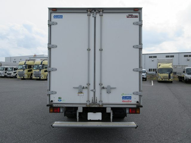 中古トラック いすゞアルミバン ＃3