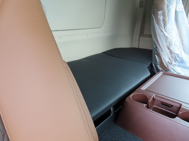 中古トラック 日野冷凍バン ＃22