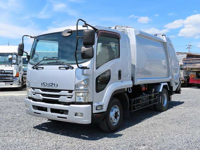 中古トラック いすゞパッカー車