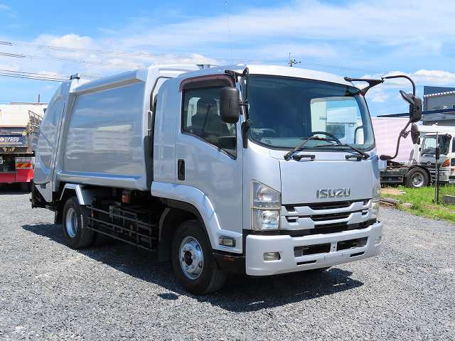 中古トラック いすゞ フォワード 増トンパッカー車