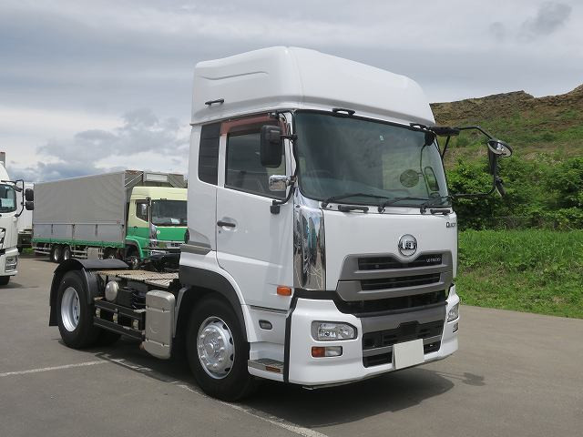 中古トラック UDトラックストラクタヘッド ＃2