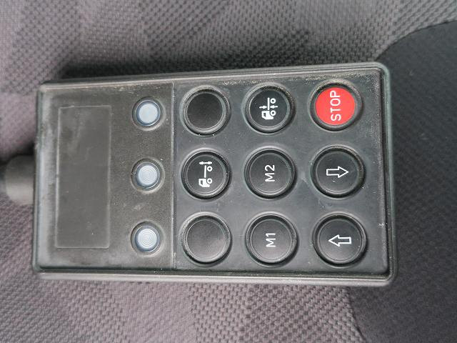 中古トラック UDトラックストラクタヘッド ＃19
