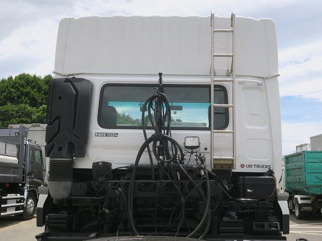 中古トラック UDトラックストラクタヘッド ＃6