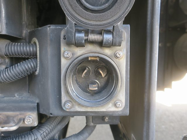 中古トラック 日野冷蔵冷凍車 ＃14
