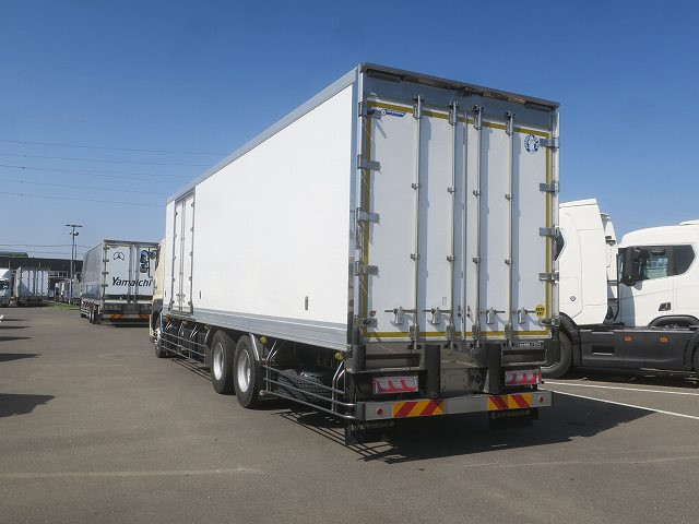 中古トラック 日野冷蔵冷凍車 ＃4