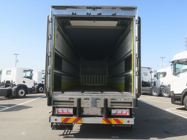 中古トラック 日野冷蔵冷凍車 ＃5