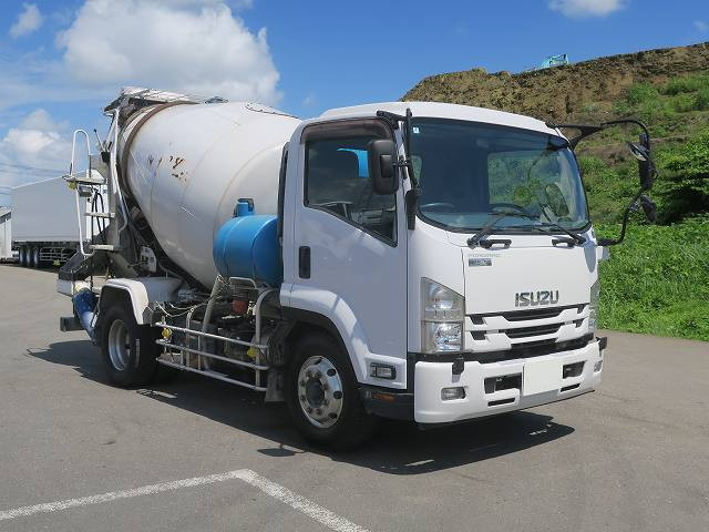 中古トラック いすゞコンクリートミキサー車 ＃2
