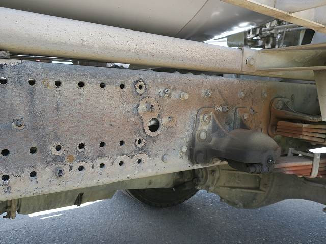 中古トラック いすゞコンクリートミキサー車 ＃10