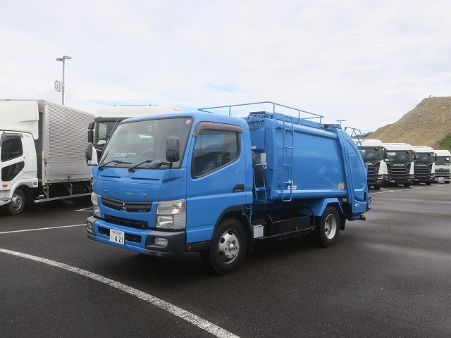 三菱ふそう　パッカー車