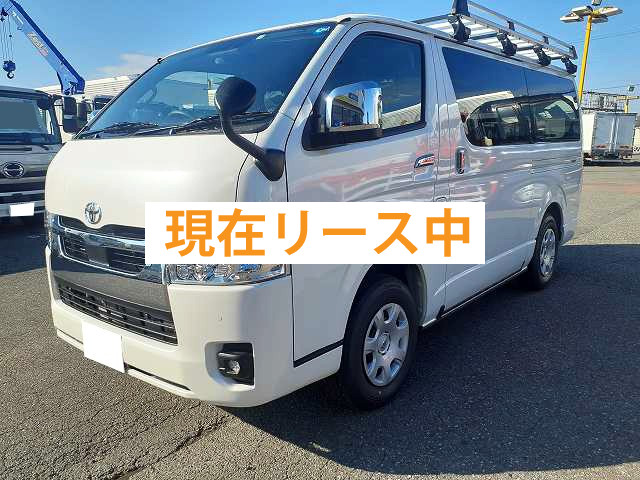 [Lease Rental Vehicle] 2022 Toyota Hiace Super GL, 2-5 Passenger, Diesel, 4WD, Long Body, 5-Door, Cold Weather Spec, White Pearl Crystal Shine Finish, Roof Rack