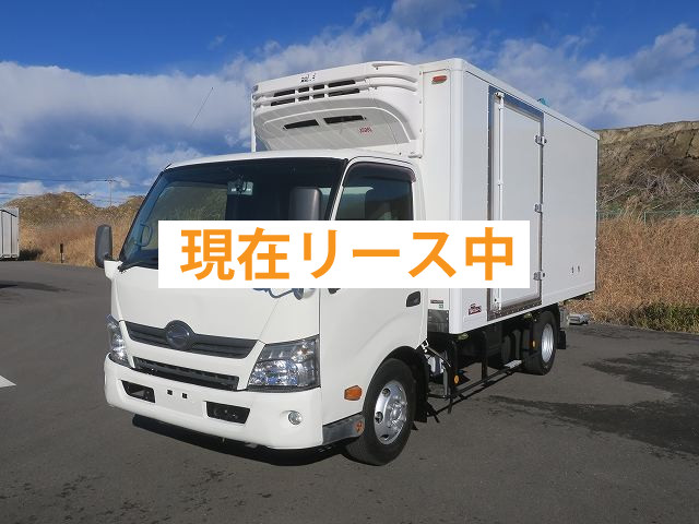 日野 デュトロ冷凍バン