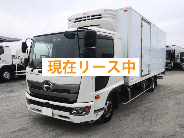 日野冷凍バン