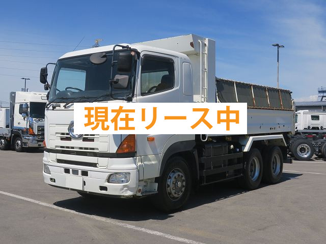 日野ダンプ