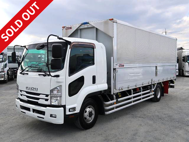 2015 Isuzu Forward, heavy-duty aluminum wing, 6200 standard, 5.3t load, combination gate, 240hp, 190,000km on meter, vehicle inspection valid until May 2015 
