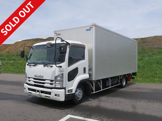 2015 Isuzu Forward Medium Aluminum Van 6200 Wide Combination Gate *Approximately 410,000km on meter*