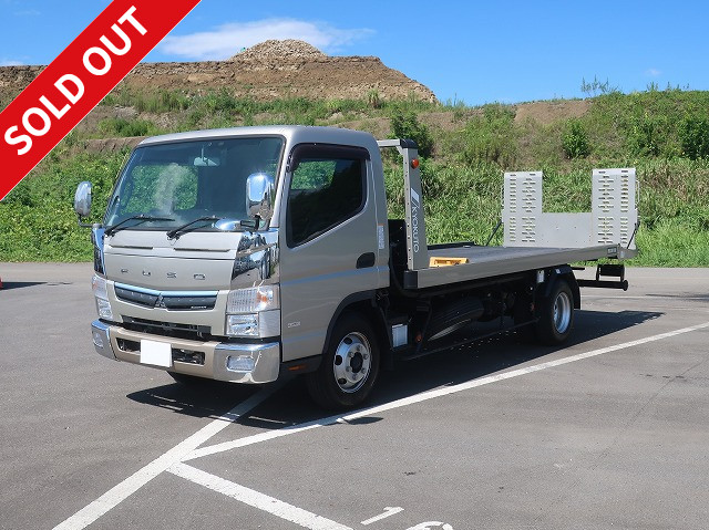 2018 Mitsubishi Fuso Canter Compact Safety Loader (Carrier) with 3.3-ton Load Capacity, Kyokuto Flat Top, Radio-Controlled Winch, and Steps, 150 HP [Semi-Medium-Duty License Compatible (Excluding 5-ton Limited License)]