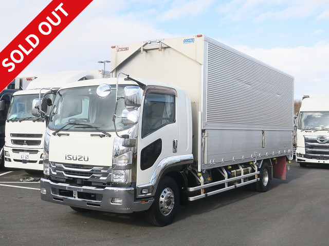 2018 Isuzu Forward, medium-sized aluminum wing, 6200 standard, 240 horsepower, aluminum wheels, 210,000 km on the meter