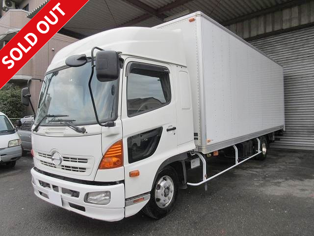 2011 model! Hino Ranger aluminum van with lift-up gearbox! 6700 body