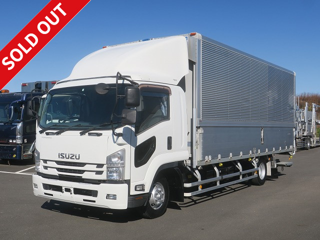 2017 Isuzu Forward, medium-sized aluminum wing, 6200 wide, retractable PG, rear air suspension, 240 horsepower, *Actual mileage on meter: approx. 220,000 km*