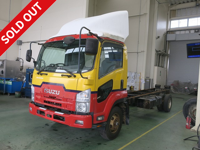 2009 Isuzu Forward Medium Cab Chassis MT 210 horsepower
